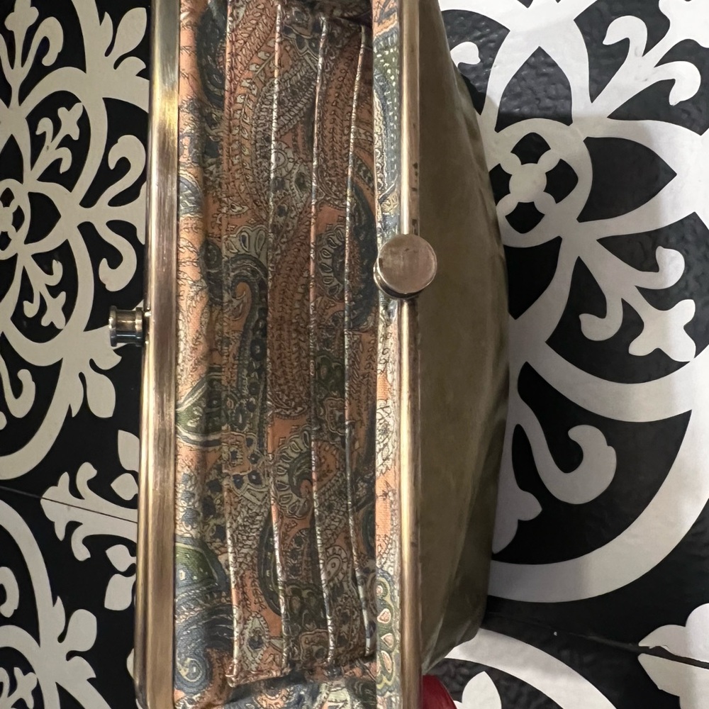 Hobo Lauren Clutch Wallet - image 3